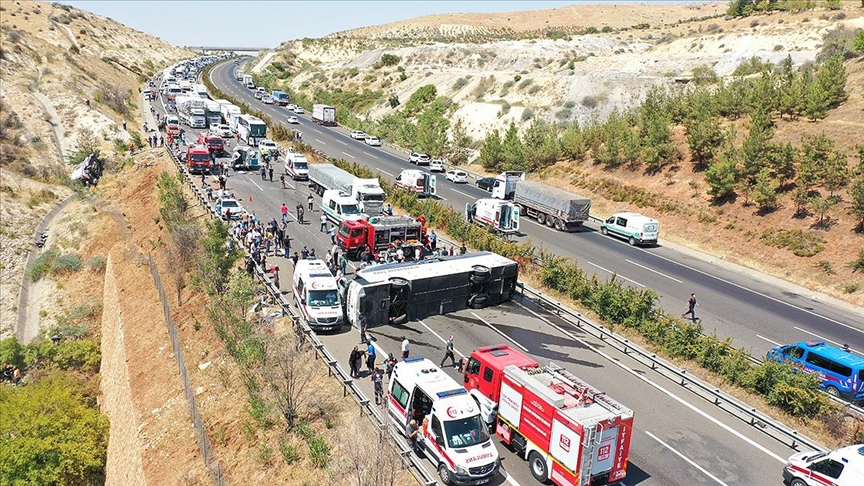 Trafik Kazasına Karışan Otobüs Hız Sınırını Aşmış