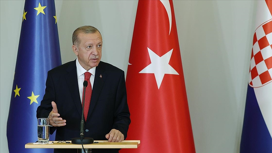 Cumhurbaşkanı Erdoğan Basın Toplantısında Konuştu