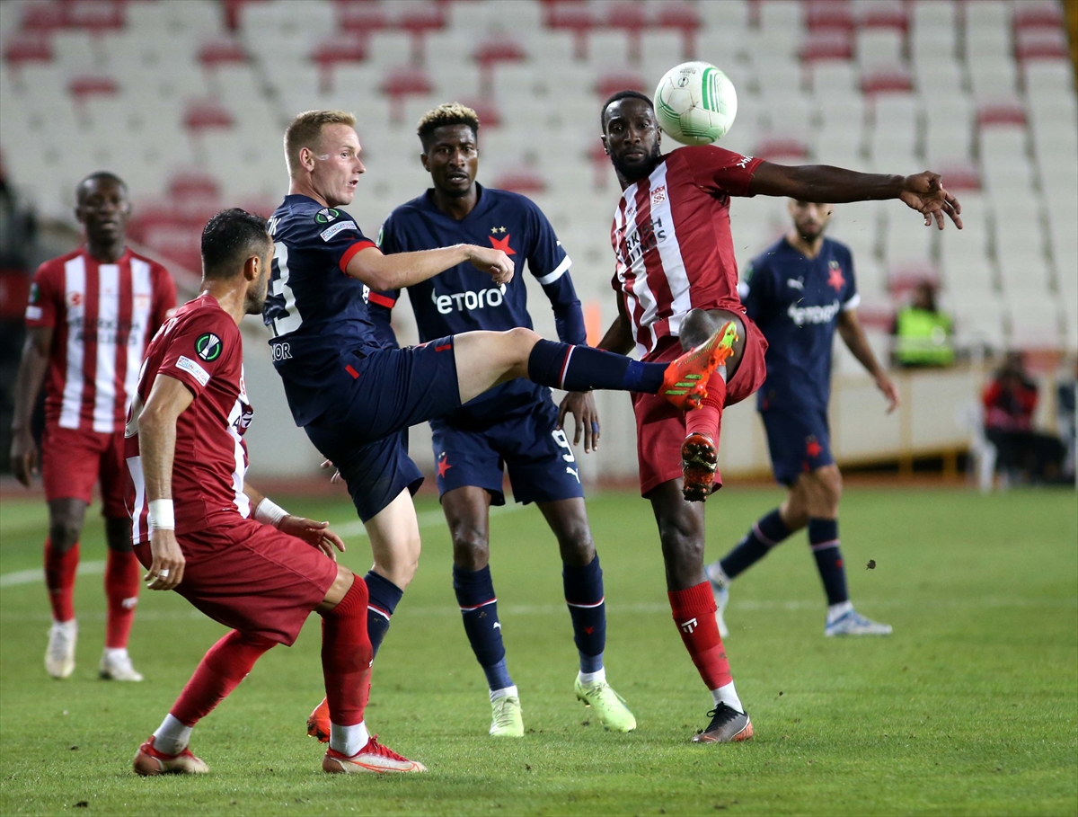 Demir Grup Sivasspor, Slavia Prag İle Berabere Kaldı