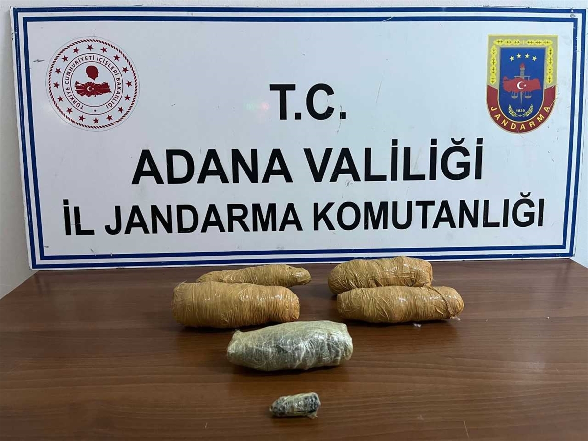 Otobüste Yastığın İçine Uyuşturucu Saklayan Zanlı Yakalandı