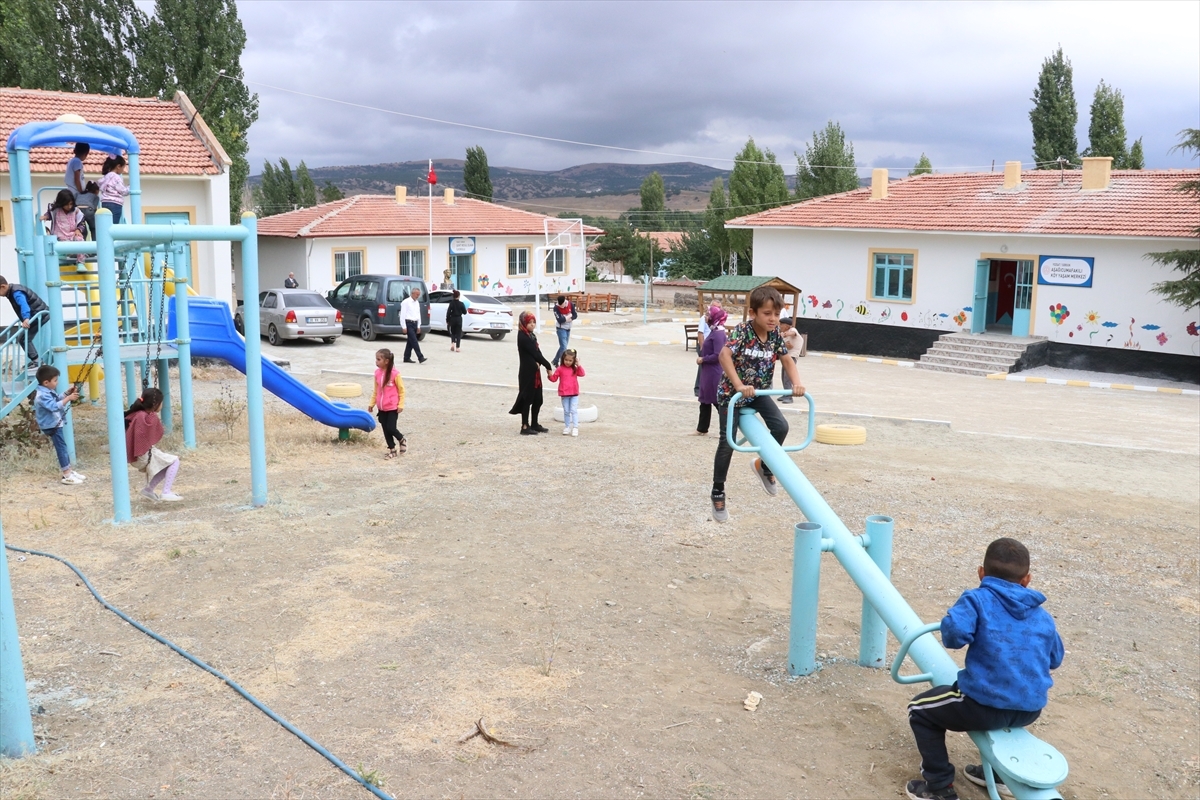 Yozgat'ta Köylerde Kullanılmayan Okullar Yeniden Açıldı
