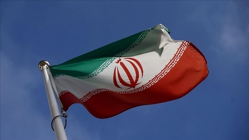 İran, Yabancı Bir Tekneyi Alıkoydu
