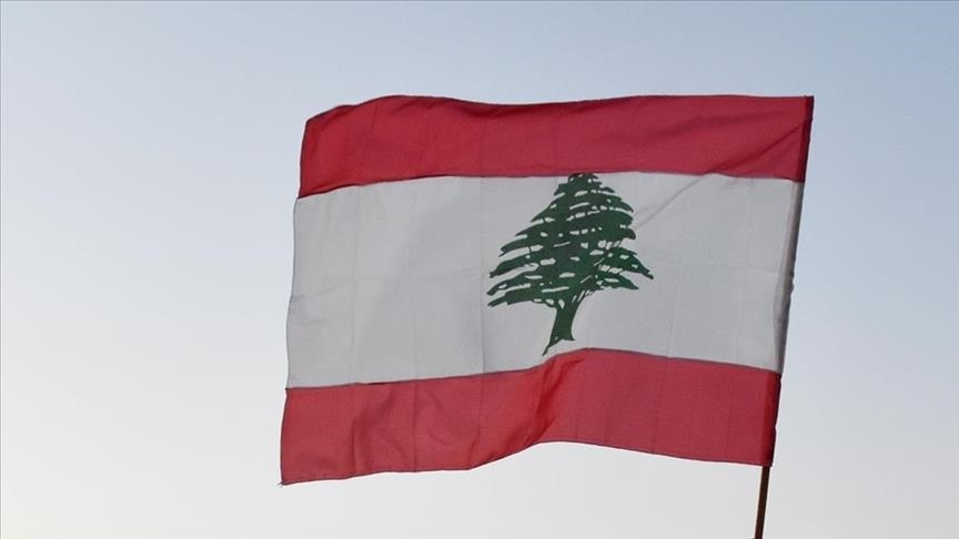 Lübnan’da Göstericiler Bankayı Bastı 