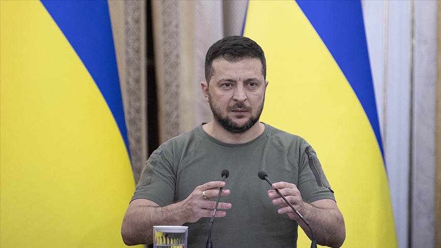 Zelenskiy, Rus Güçlerinden Geri Alınan Şehri Ziyaret Etti