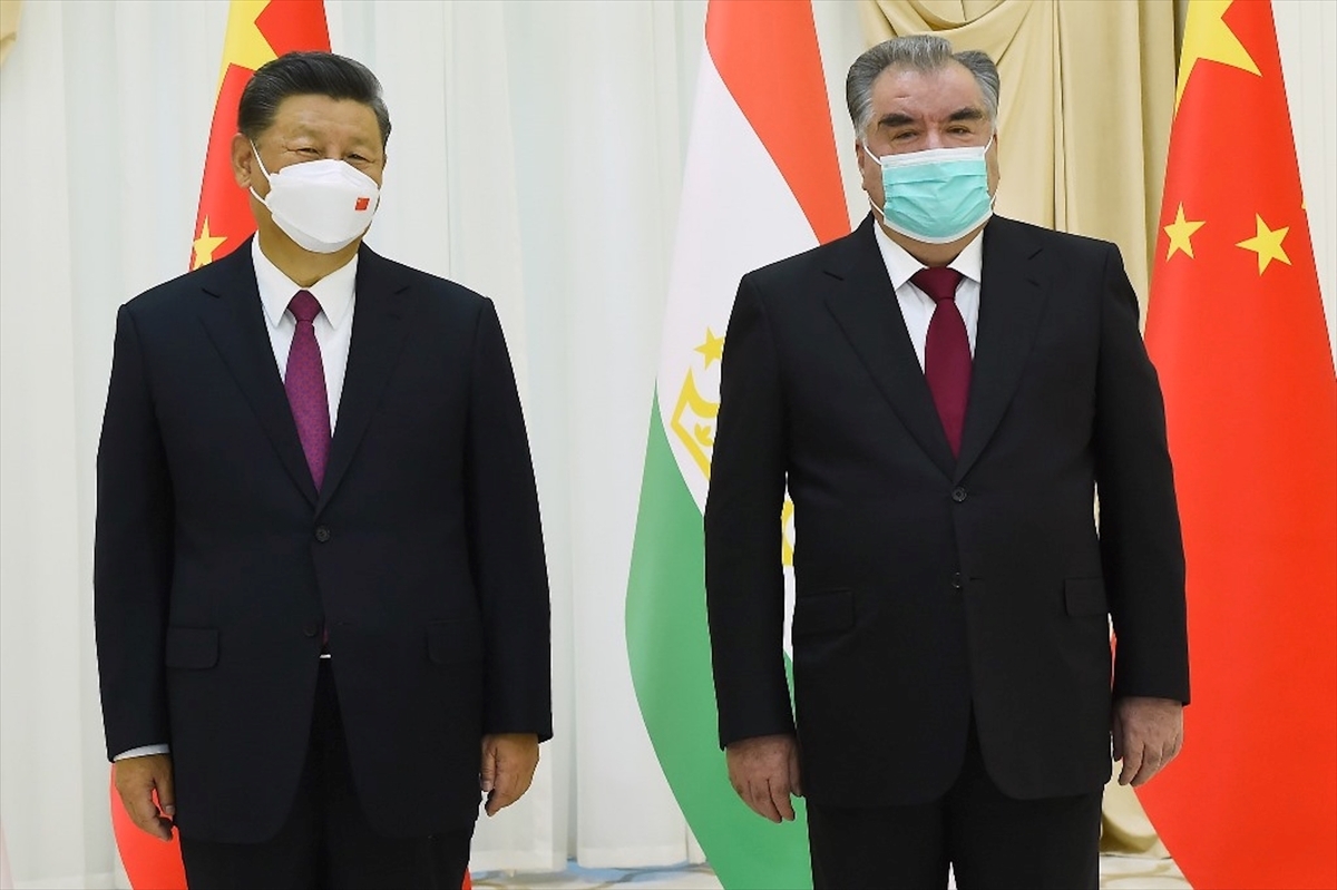 Çin Ve Tacikistan Liderleri Görüştü