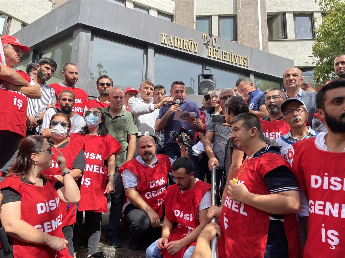 Kadıköy Belediyesi'ne Grev Kararı Asıldı