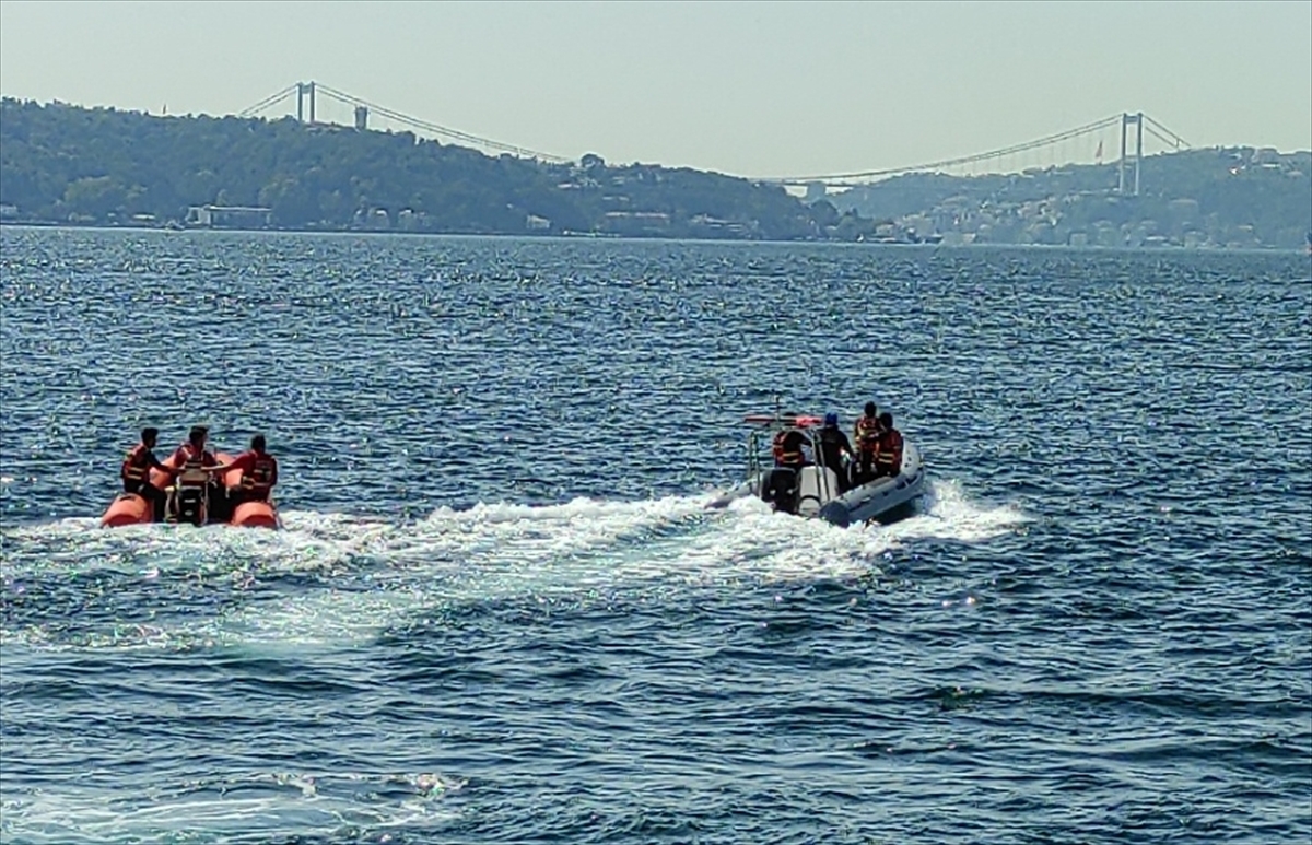 İstanbul'un Çeşitli İlçelerinde Deniz Temizliği 