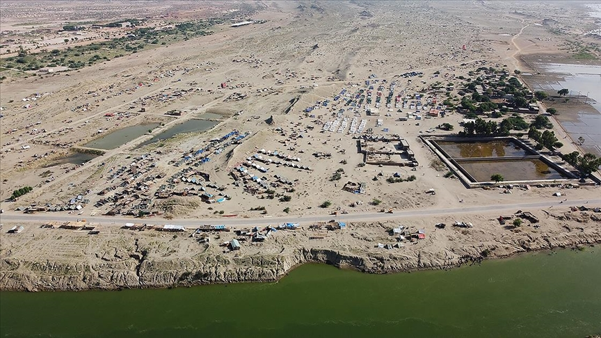 Pakistan'da Selin Yol Açtığı Hastalıklar Sebebiyle 324 Kişi Öldü