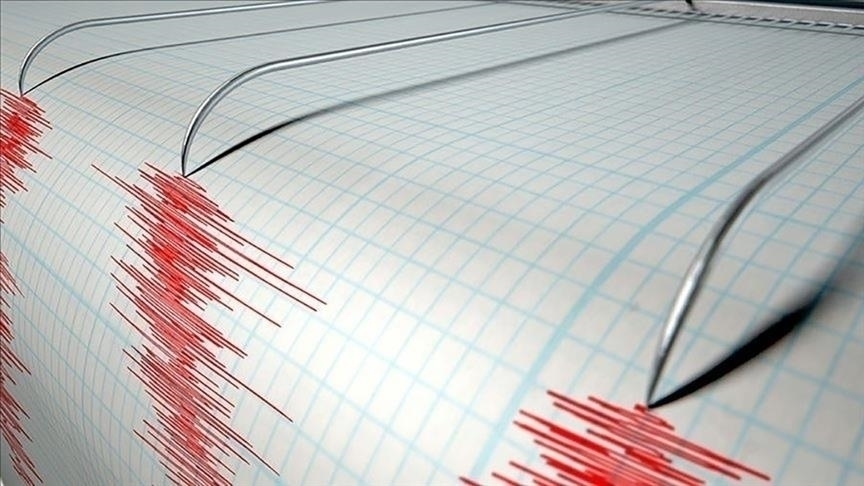 Endonezya'da 6,2 Büyüklüğünde Deprem 