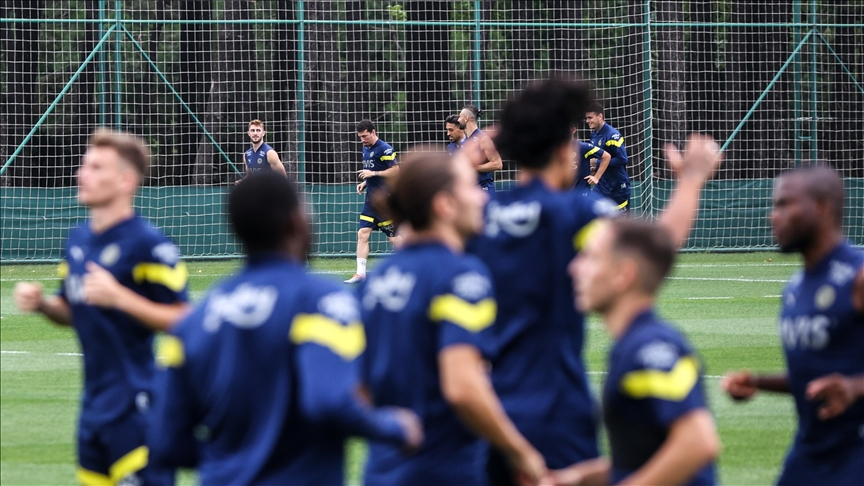 Fenerbahçe'de Beşiktaş Maçının Hazırlıkları Sürüyor