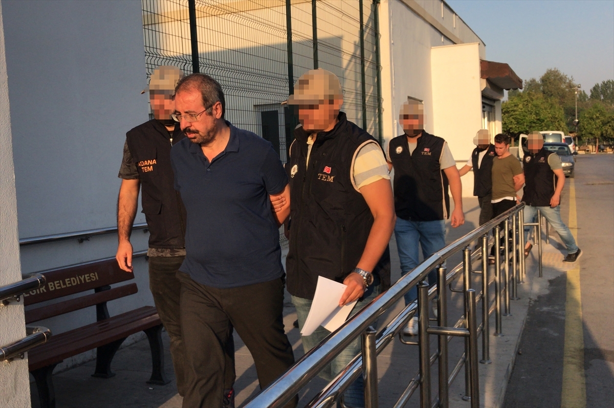 FETÖ Operasyonunda Yakalanan 10 Zanlıdan 3'ü Tutuklandı