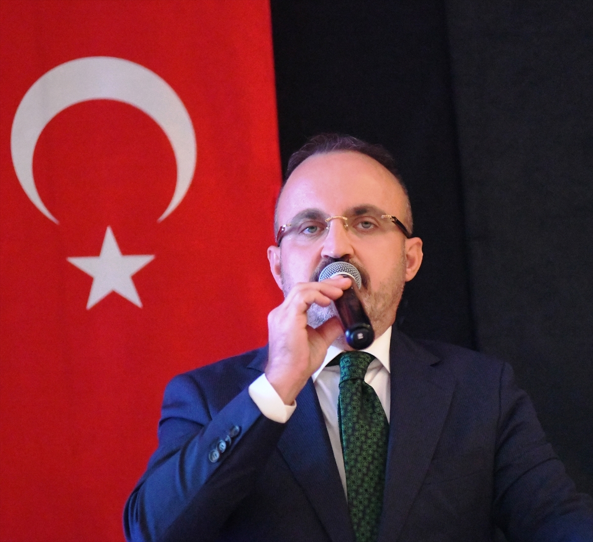 AK Parti Grup Başkanvekili Turan'dan Kılıçdaroğlu'na Adaylık Çağrısı