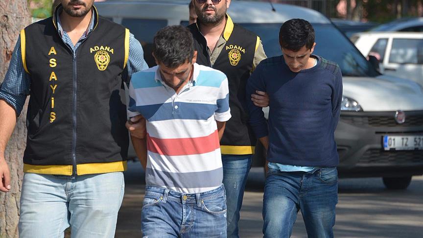 Antalya'da Turistin Çantasını Çalan 2 Kapkaç Zanlısı Tutuklandı