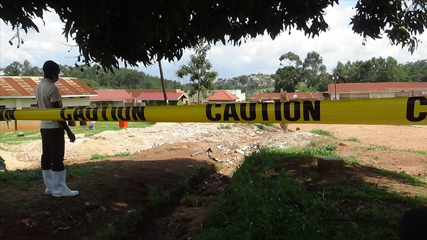 Uganda'da Ebola'dan Ölenlerin Sayısı 21'e Çıktı