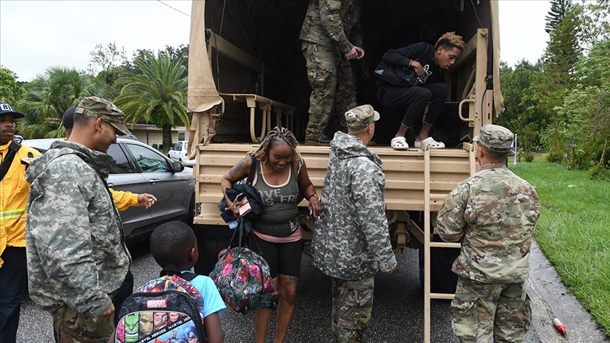 Lan Kasırgası'nda Mahsur Kalan 500'ün Üzerinde Floridalı Kurtarıldı