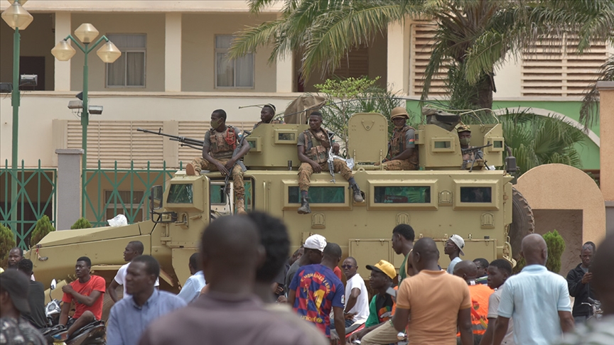 ECOWAS Heyeti, Darbe Sonrası Arabuluculuk İçin Burkina Faso'ya Gitti