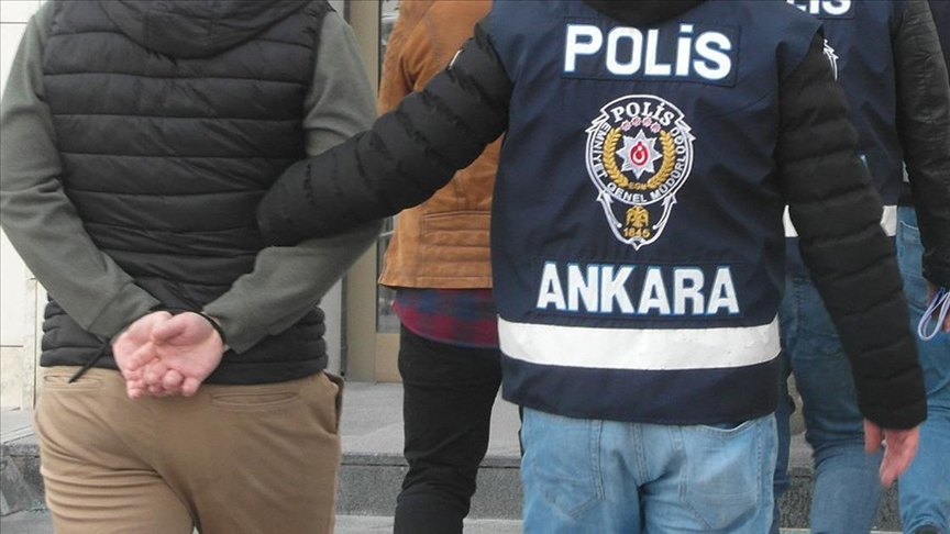 Ankara'da FETÖ Soruşturmasında 14 Şüpheli Gözaltına Alındı
