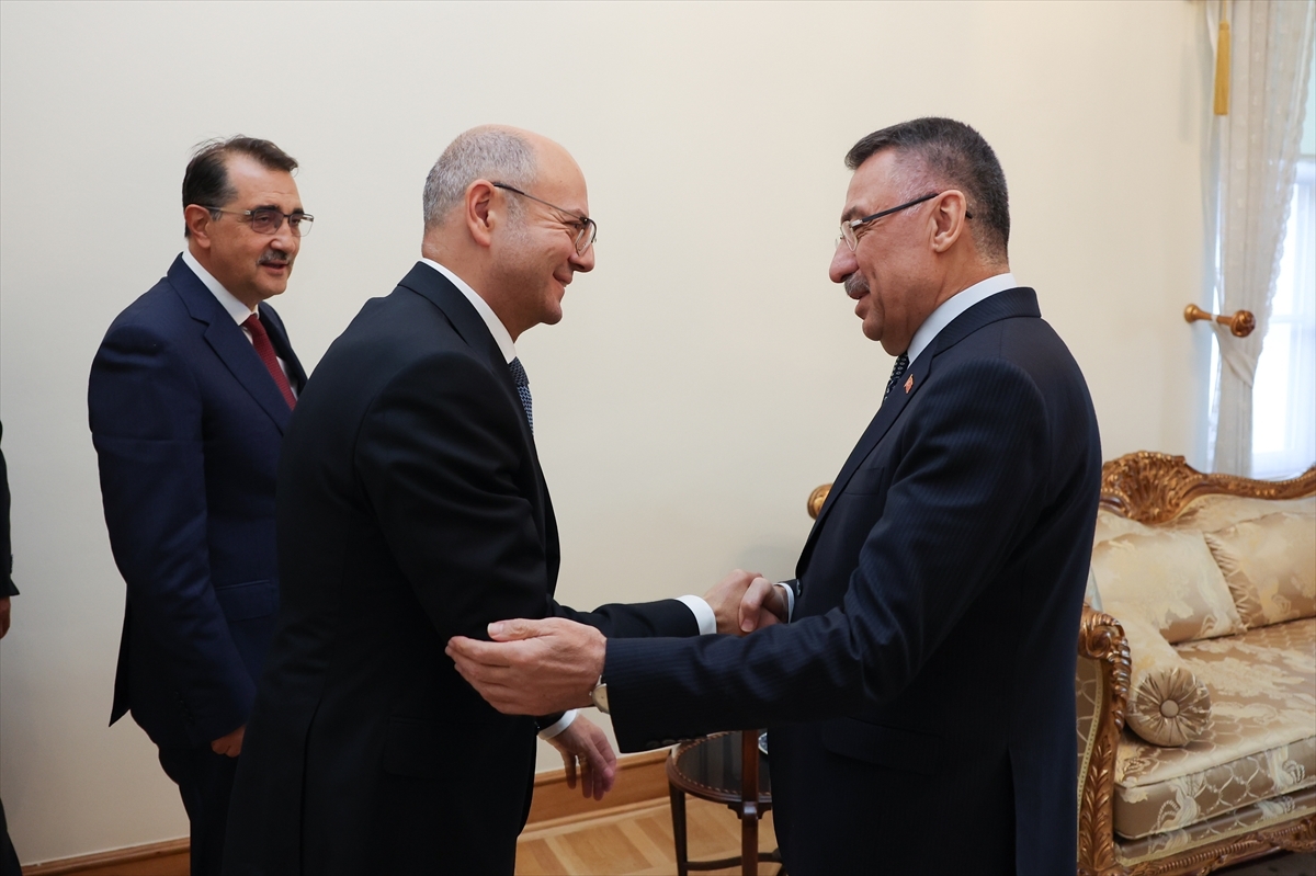 Cumhurbaşkanı Yardımcısı Oktay, Azerbaycan Enerji Bakanı Şahbazov Ve SOCAR Başkanı Najaf'ı Kabul Etti
