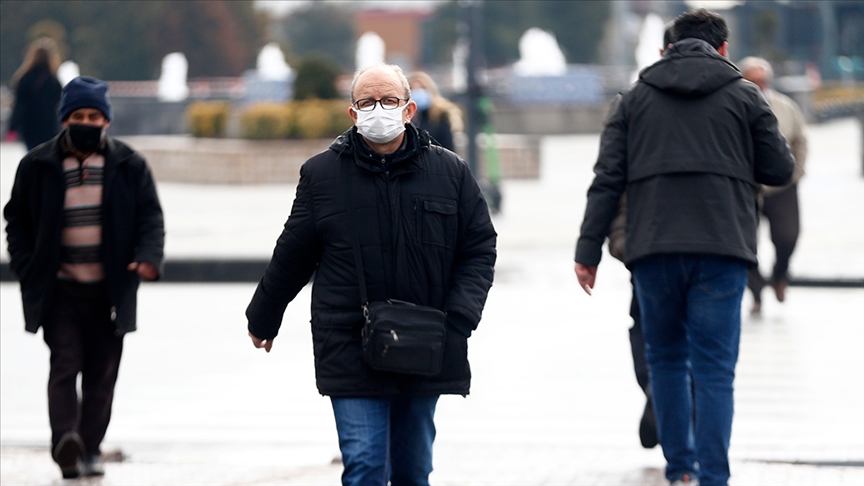 Almanya’da Kovid-19 Vakalarındaki Artışa Karşı Maske Zorunluluğu Getirilmesi Çağrısı