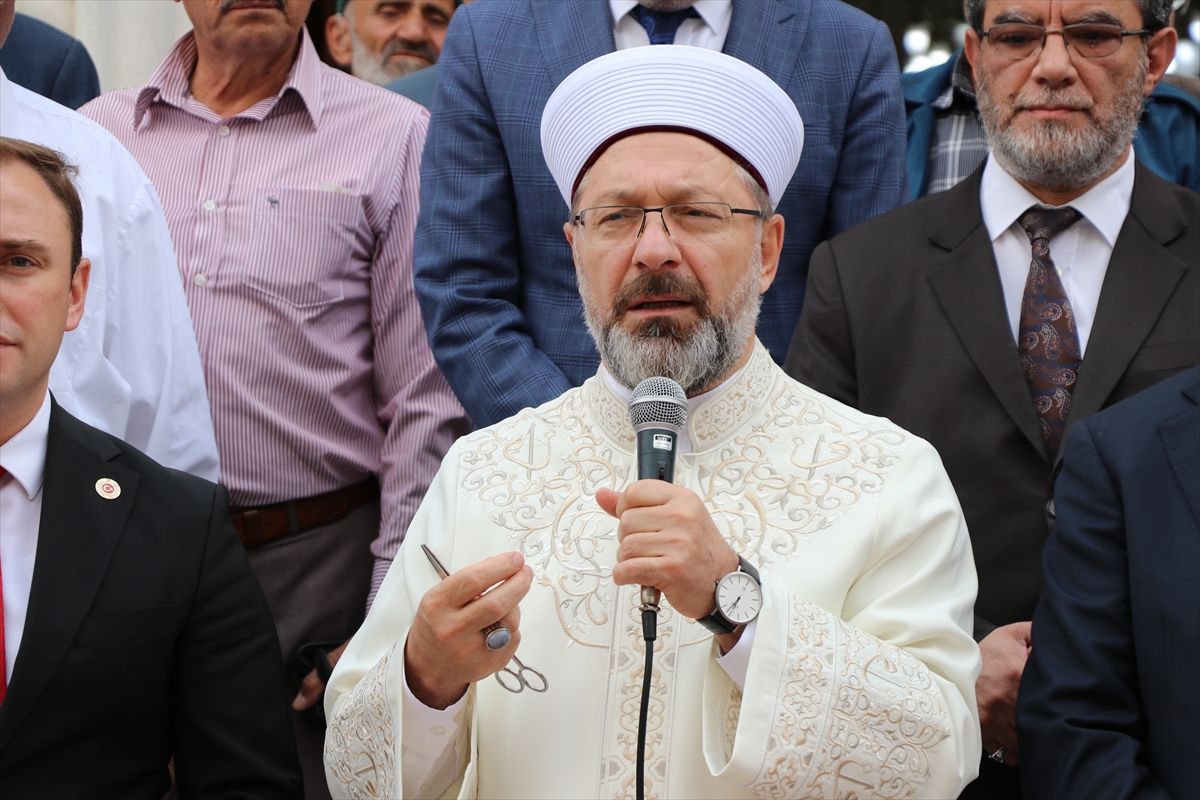 Diyanet İşleri Başkanı Erbaş Siirt'te Hutbe İrat Etti