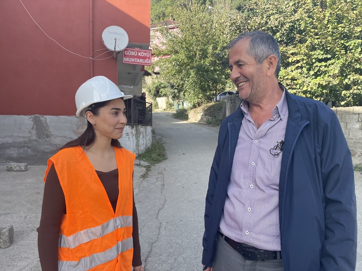 Eğitim Hayatına Destek Olan Köyünde, İnşaat Mühendisi Olarak Hizmet Veriyor