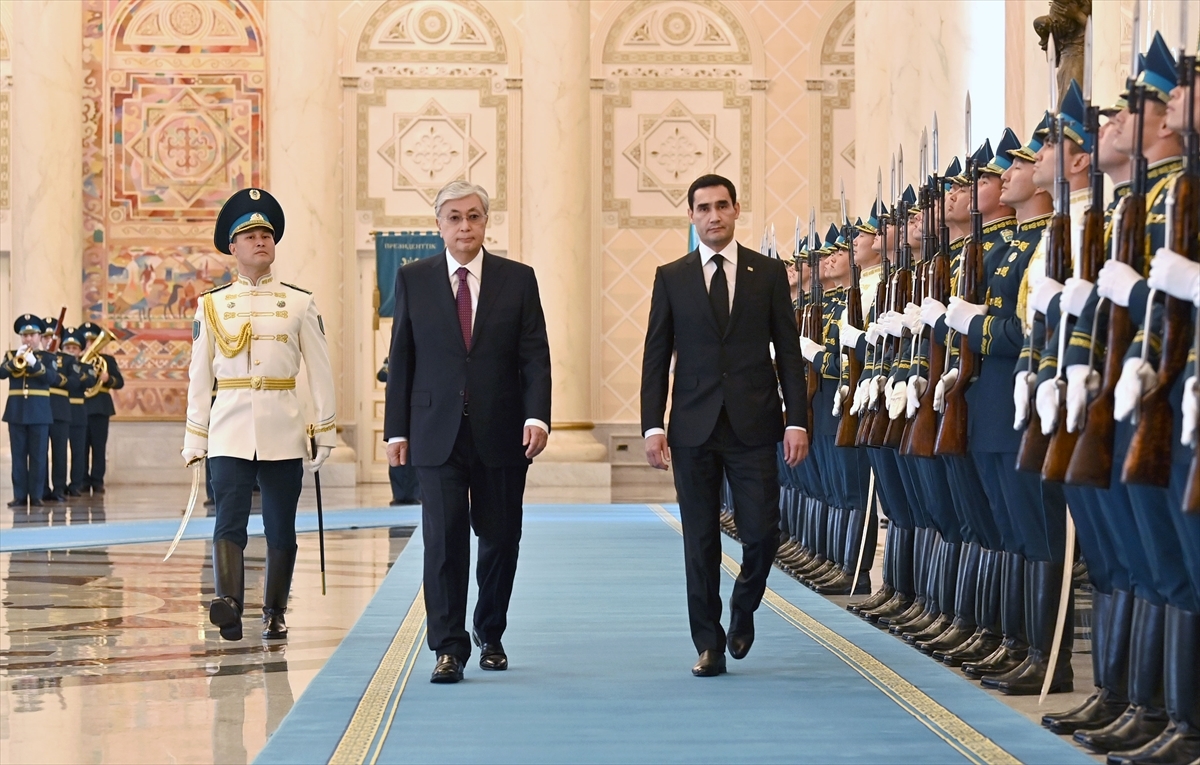 Kazakistan İle Türkmenistan Arasında 14 Anlaşma İmzalandı