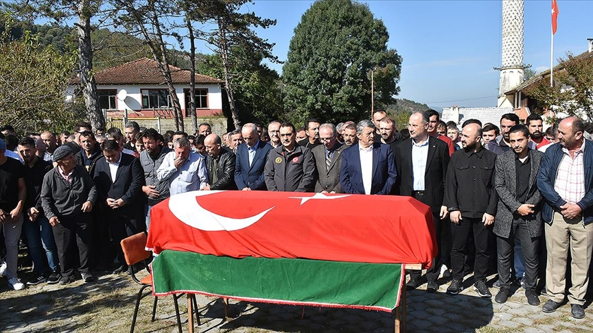 Patlamada Hayatını Kaybeden Maden İşçisi Selçuk Ayvaz Son Yolculuğuna Uğurlandı