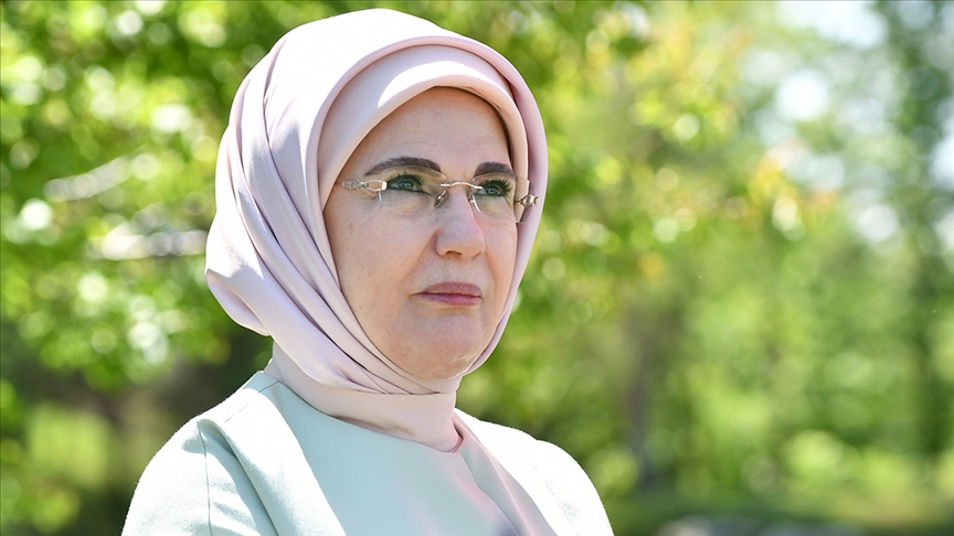 Emine Erdoğan, Eğitim Öğretim Yılının Sona Ermesi Dolayısıyla Mesaj Yayımladı