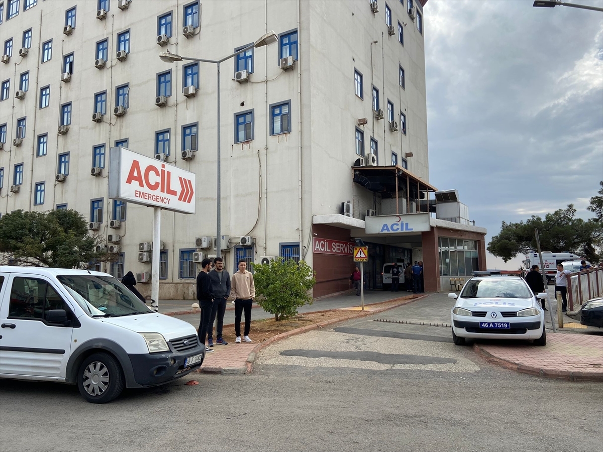 Kahramanmaraş'ta Gasp İhbarıyla Gittikleri Evde Silahlı Saldırıya Uğrayan 3 Polis Yaralandı