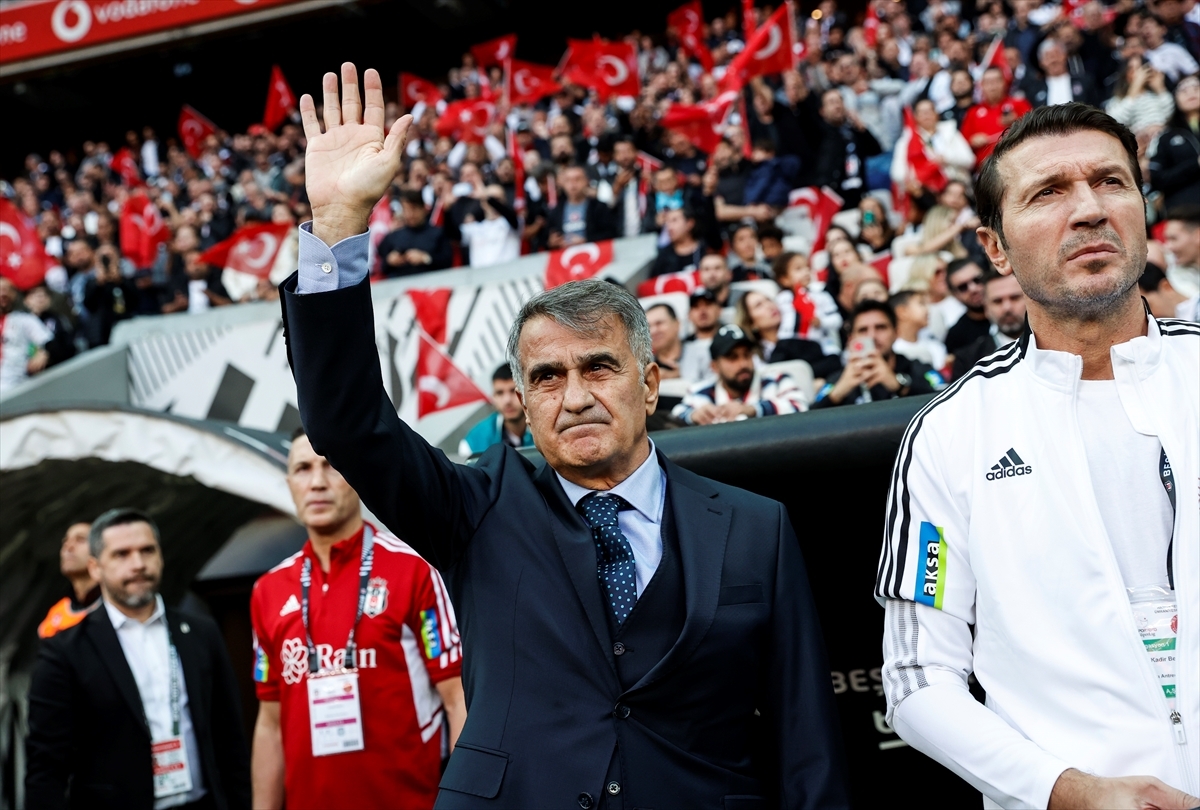 Beşiktaş'ta Teknik Direktör Şenol Güneş'in İkinci Sezonu Başladı 