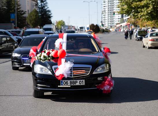 BBP Genel Başkanı Destici'nin Makam Aracı Şehit Çocuğuna Sünnet Arabası Oldu