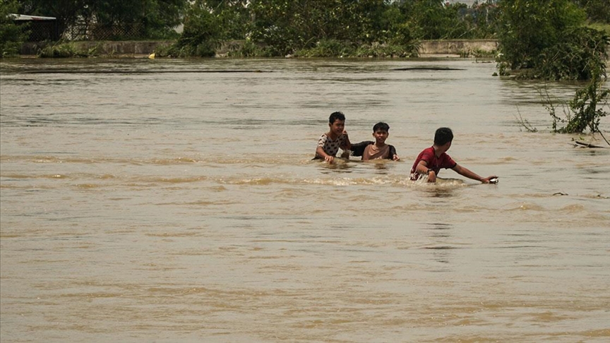 Filipinler'de Şiddetli Yağışların Yol Açtığı Afetlerde Ölenlerin Sayısı 132'ye Çıktı