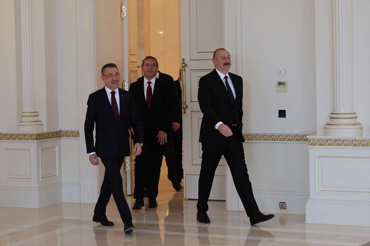 Azerbaycan Cumhurbaşkanı Aliyev, Cumhurbaşkanı Yardımcısı Oktay'ı Kabul Etti