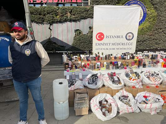 İstanbul'da Sahte Parfüm Operasyonunda 7 Şüpheli Yakalandı