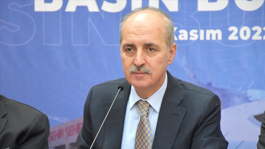 AK Parti Genel Başkanvekili Kurtulmuş, Eskişehir'de Üniversite Öğrencileriyle Buluştu: