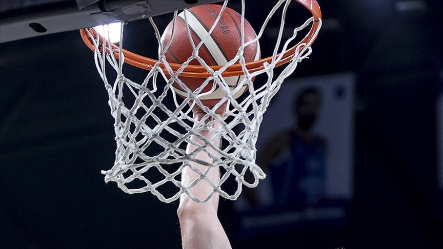 Manisa Büyükşehir Belediyespor Basketbol Takımı Hazırlıklarını Sürdürüyor 