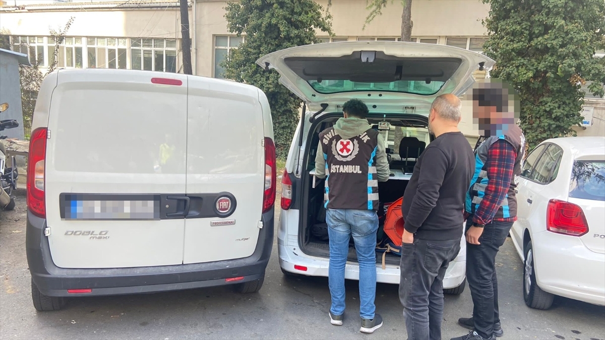 Ambulansa Yol Vermeyen Sürücüye Para Cezası Uygulandı