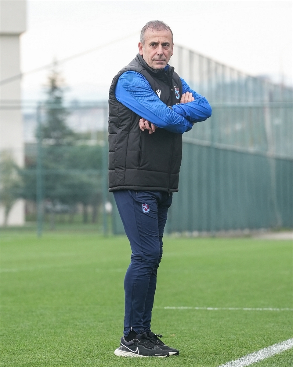 Trabzonspor, Lige Verilen Arada Antrenmanlarına Devam Ediyor