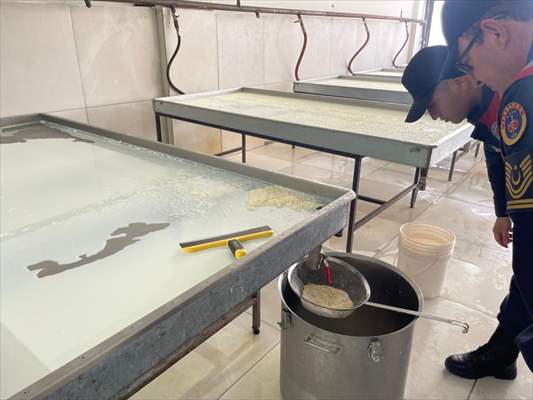 Altındağ'da Kaçak Süt Ürünleri Üreten İşletmeye Operasyon