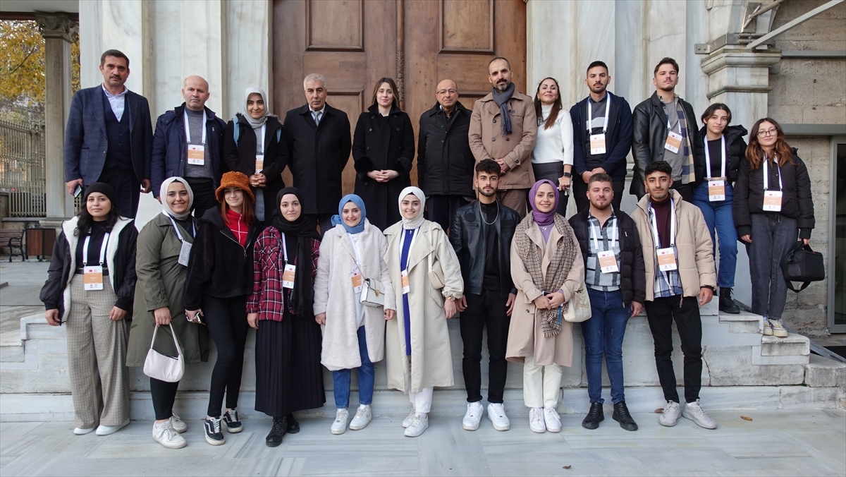 KKTC'li Öğrenciler İstanbul'daki Vakıf Eserlerini Gezdi