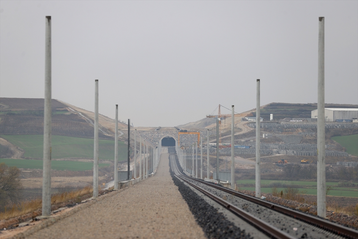 Edirne'yi İstanbul'a Hızlı Trenle Bağlayacak Projenin İlk Etabı 2024'te Tamamlanacak