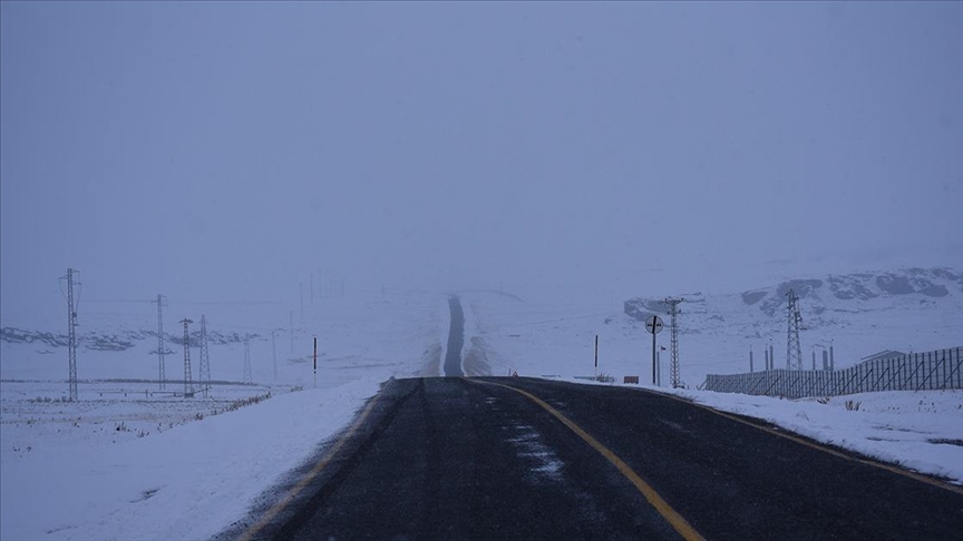 Erzurum, Ardahan Ve Kars'ta Kar Etkili Oluyor