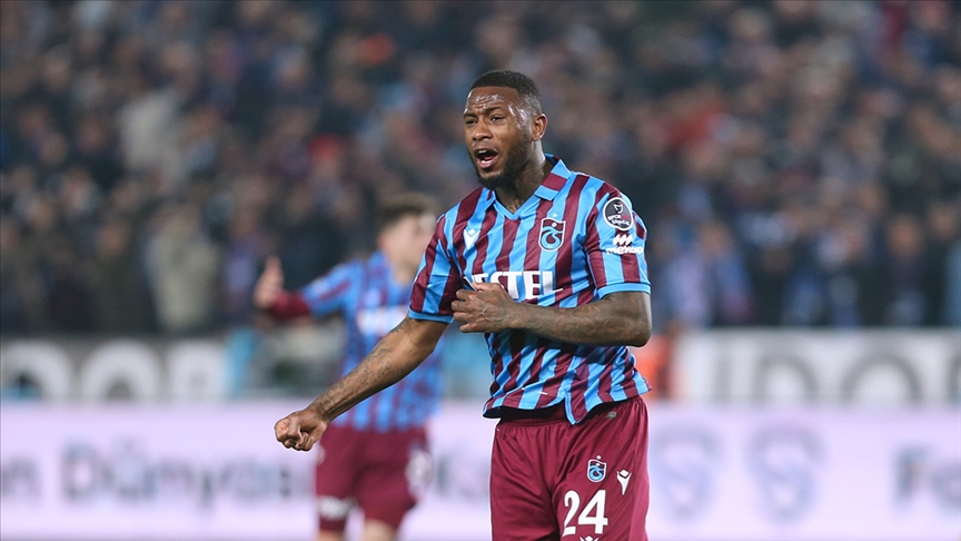 Trabzonspor'da Denswil'in Sağ Uyluk Arka Bölgesinde Kas Yaralanması Tespit Edildi