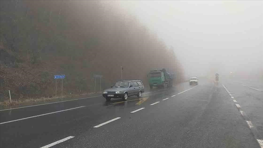 Bolu Dağı'nda Sis Ve Sağanak