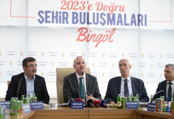 AK Parti'li İleri, Bingöl'de 