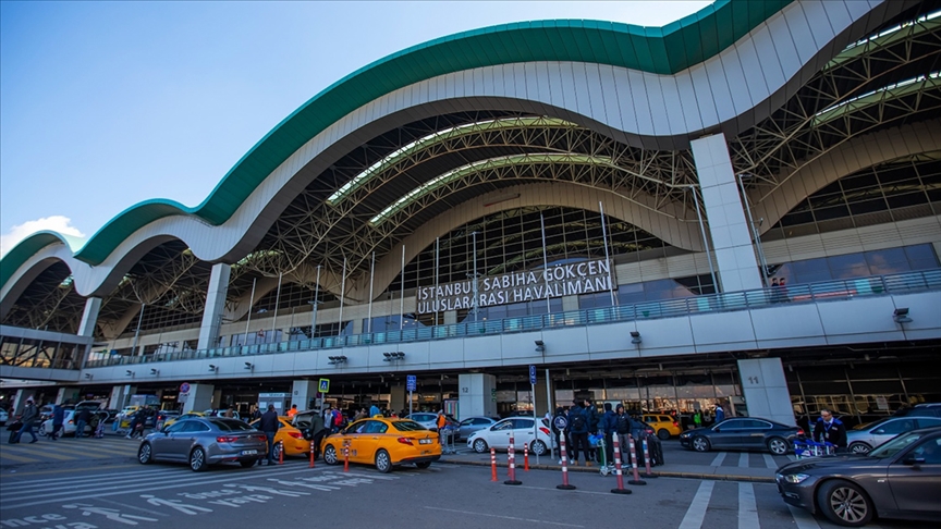 Sabiha Gökçen Havalimanı'nda Tedbir Amacıyla Durdurulan Uçuşlar Yeniden Başladı