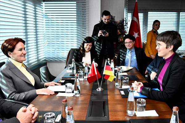 İYİ Parti Genel Başkanı Akşener, Almanya'nın AB İşleri Bakanı Lührmann İle Görüştü
