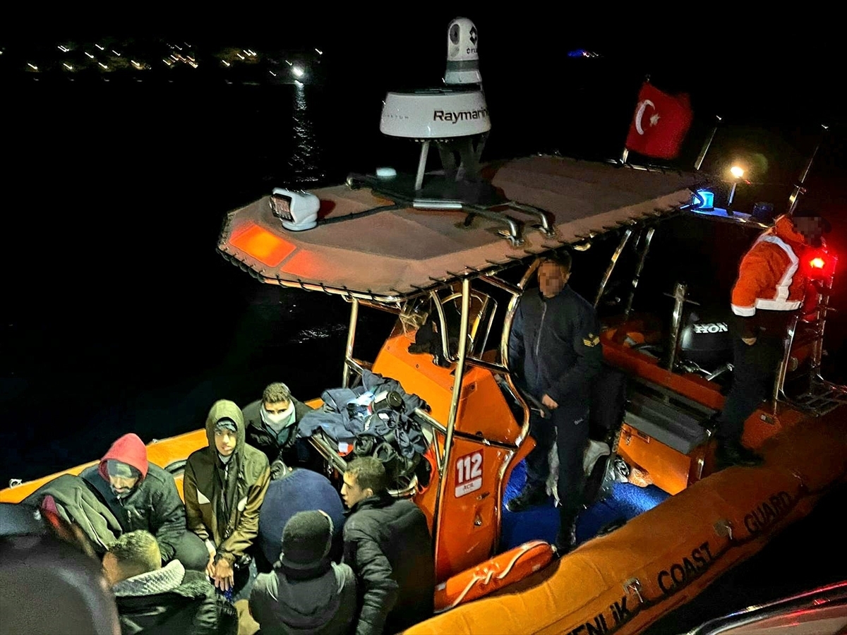 Muğla'da 32 düzensiz göçmen yakalandı, 21'i kurtarıldı