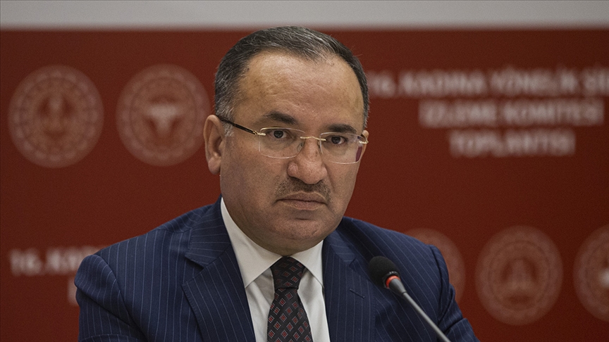 Adalet Bakanı Bozdağ, Şehit Polis Fethi Sekin Ve Adliye Personeli Musa Can'ı Andı