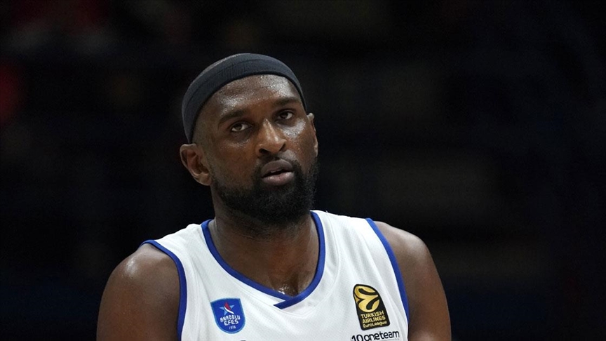 Anadolu Efes, Eski Oyuncusu Chris Singleton İle Anlaştı  